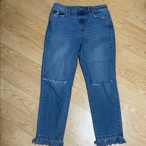 KanCan Estillo Frayed Hem Cropped Jeans size 28/9